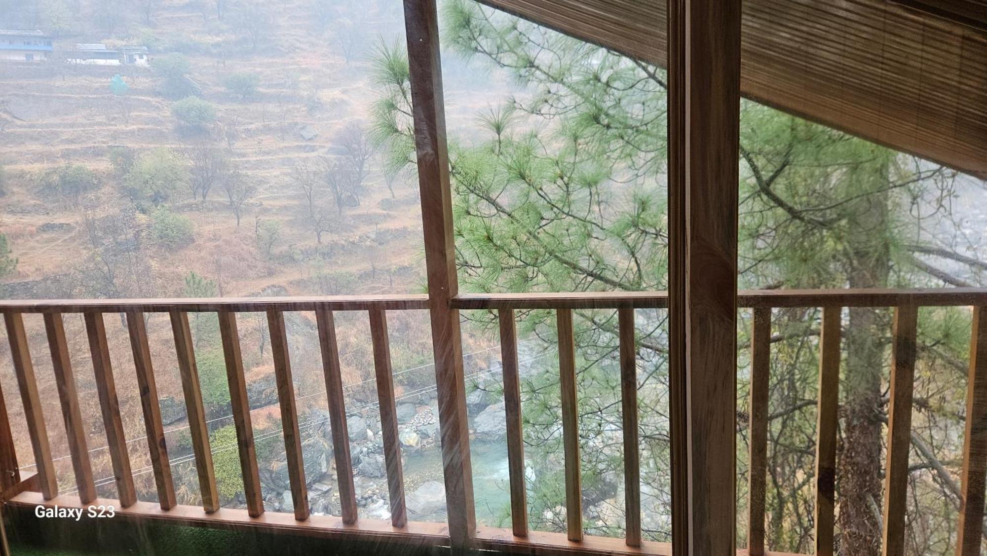 The Fiza Retreat Tirthan Banjar Ngoại thất bức ảnh