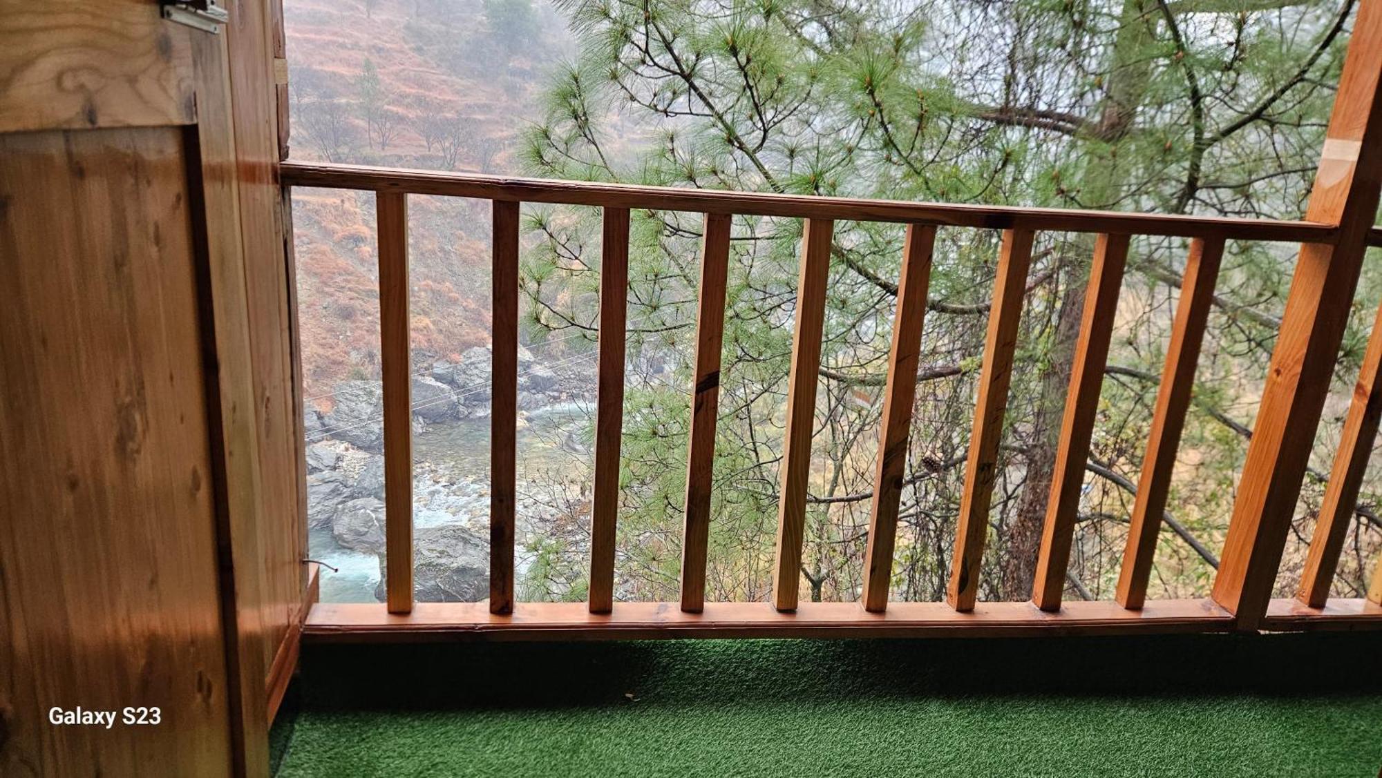 The Fiza Retreat Tirthan Banjar Ngoại thất bức ảnh