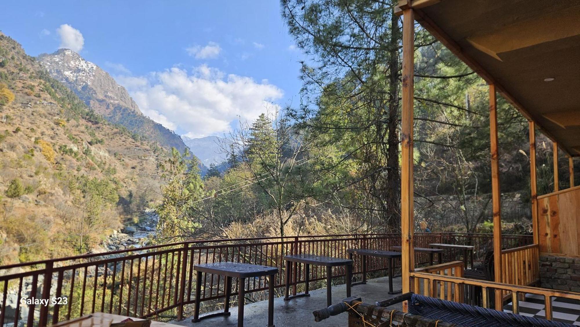 The Fiza Retreat Tirthan Banjar Ngoại thất bức ảnh