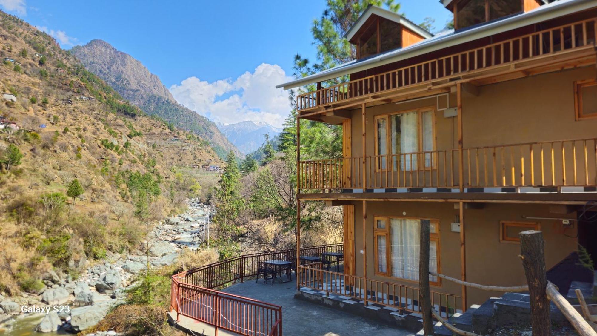 The Fiza Retreat Tirthan Banjar Ngoại thất bức ảnh